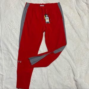 NWT Under Armour Women’s Dry Fit Sweat Pant Taper